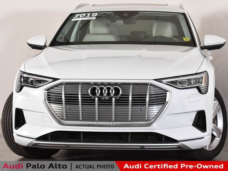 2019 Audi e-tron quattro Premium Plus