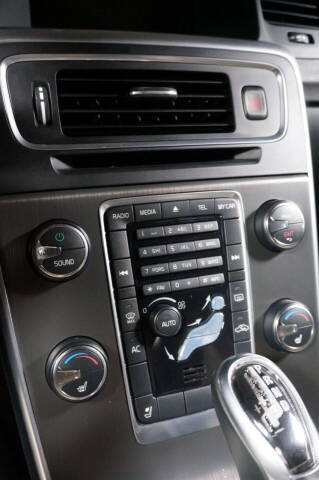 2013 Volvo S60 T5 Premier Plus