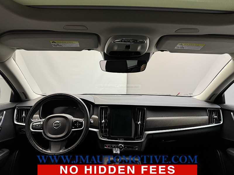 2019 Volvo V90 Cross Country T5