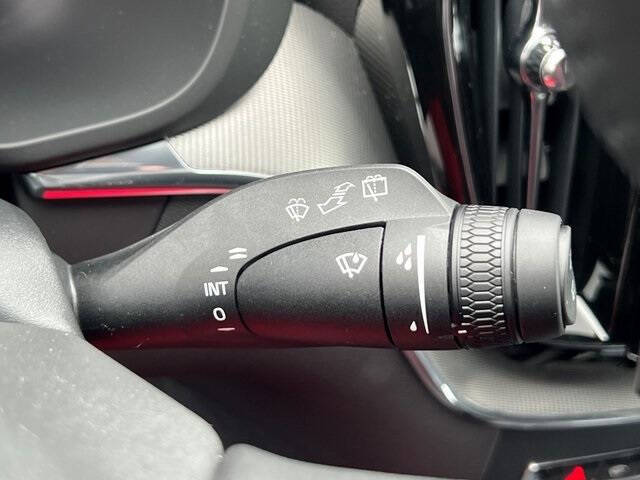 2026 Volvo XC60 B5 Ultra Black Edition