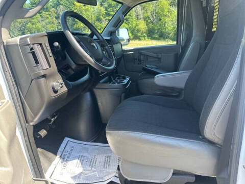 2023 Chevrolet Express 2500