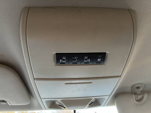 2016 Chrysler Town and Country Touring