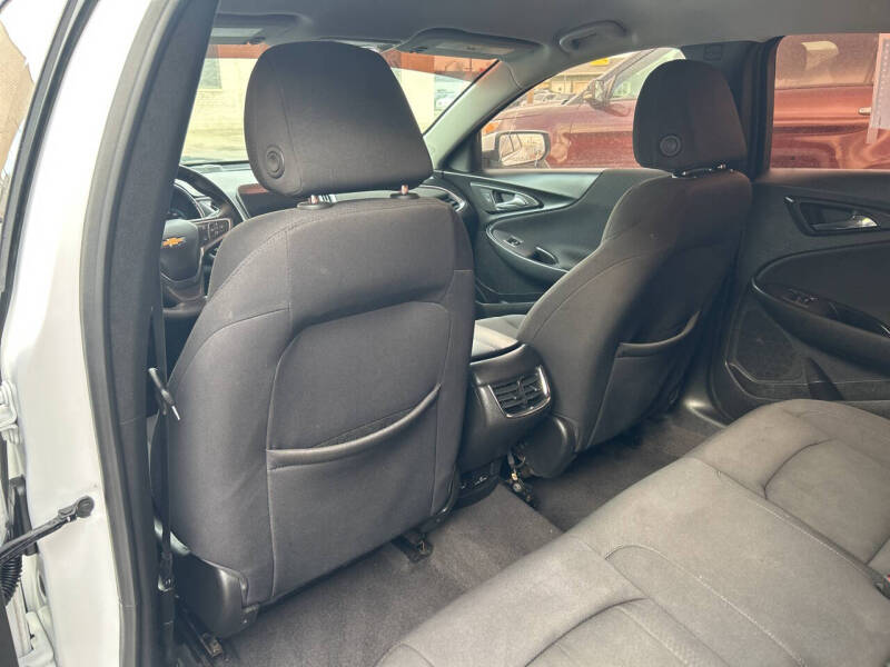 2017 Chevrolet Malibu LT