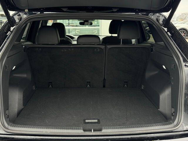 2025 Volkswagen Atlas Cross Sport SE 4Motion