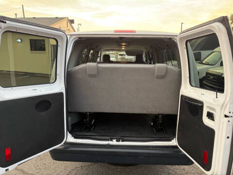 2013 Ford E-Series E-350 SD XL