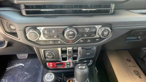 2025 Jeep Wrangler Rubicon X