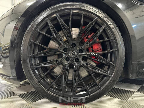 2018 Jaguar F-TYPE R