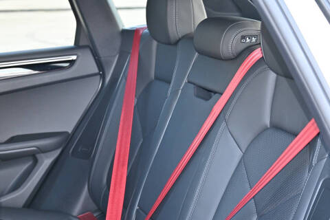 2021 Porsche Macan S