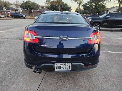 2012 Ford Taurus SE