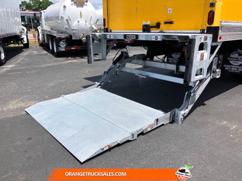 2019 International DuraStar 4300