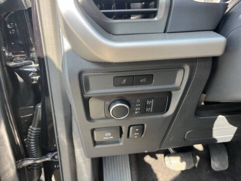 2023 Ford Expedition MAX XLT