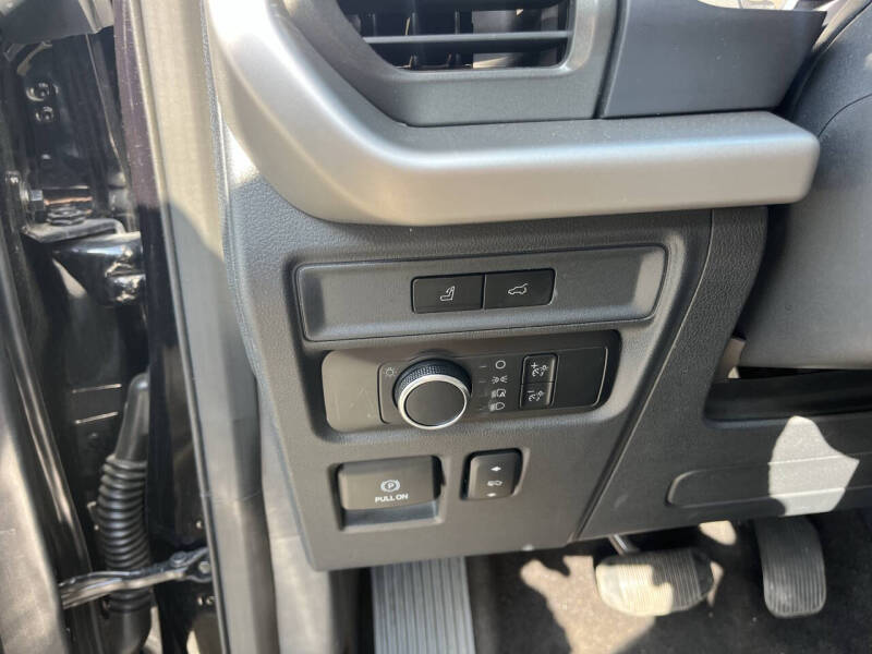 2023 Ford Expedition MAX XLT