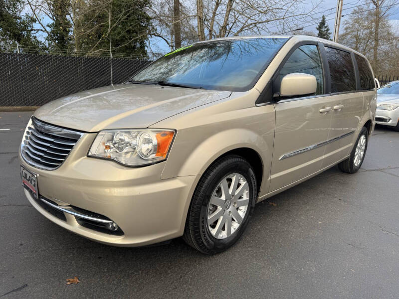 2014 Chrysler Town & Country Touring