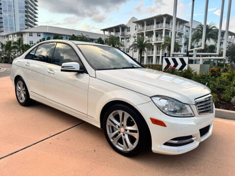 2012 Mercedes-Benz C-Class C 300 Luxury 4MATIC