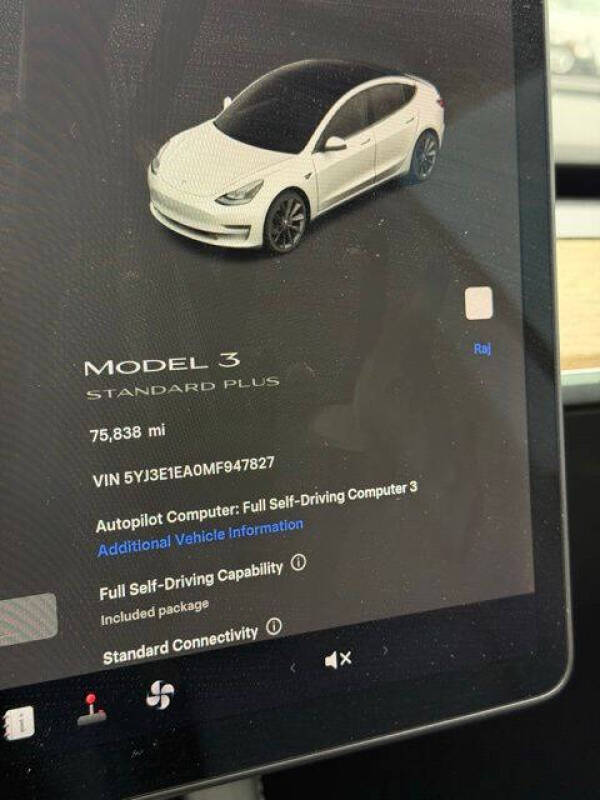 2021 Tesla Model 3 Standard Range Plus