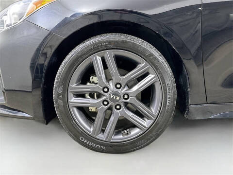 2021 Kia Forte GT Line