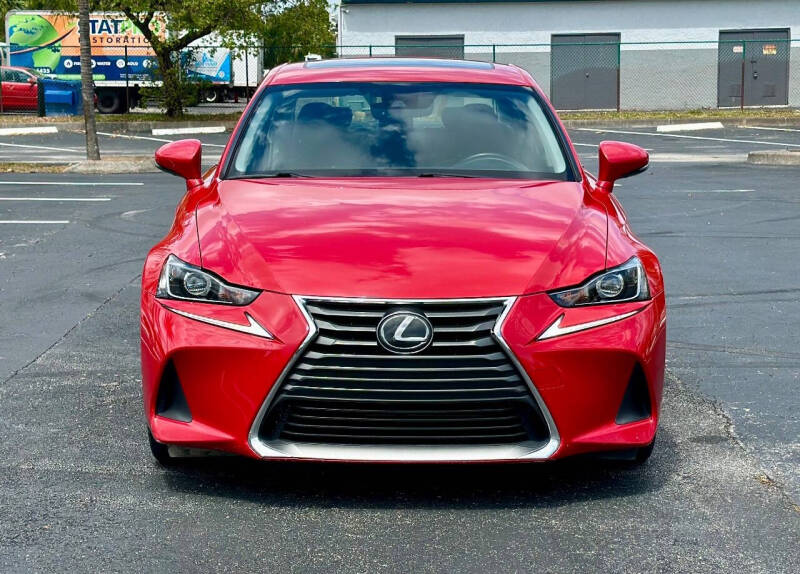 2018 Lexus IS 300