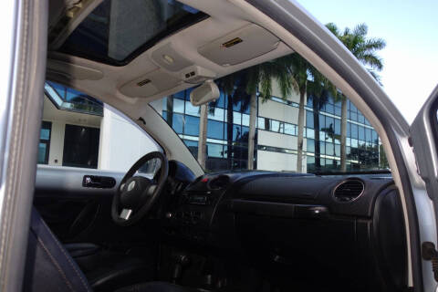 2006 Volkswagen New Beetle 2.5