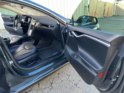 2014 Tesla Model S 85