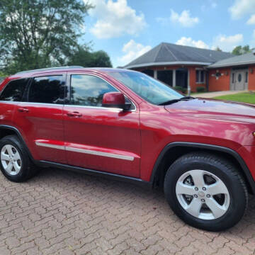 2012 Jeep Grand Cherokee for sale at CARS PLUS in Fayetteville TN