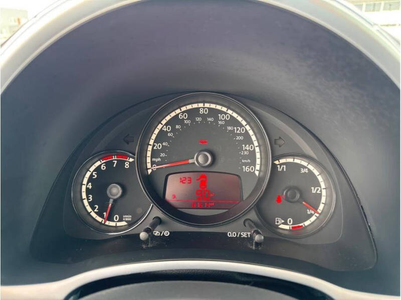 2013 Volkswagen Beetle