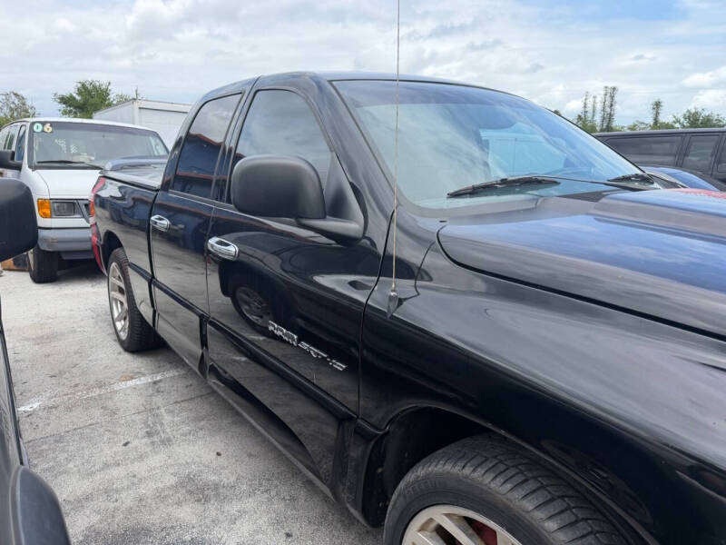 2005 Dodge Ram 1500 SRT-10