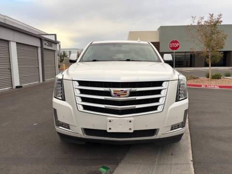 2018 Cadillac Escalade ESV Luxury