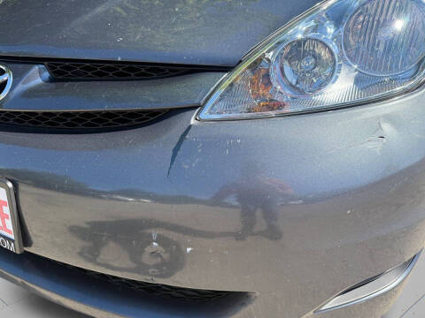 2006 Toyota Sienna