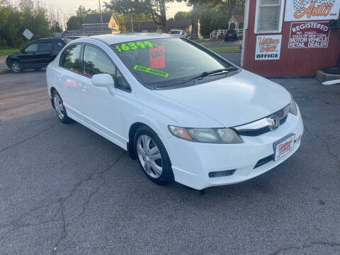 2009 Honda Civic for sale at Uptown Auto in Fulton NY