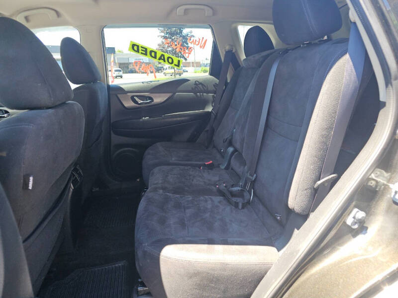 2015 Nissan Rogue SV