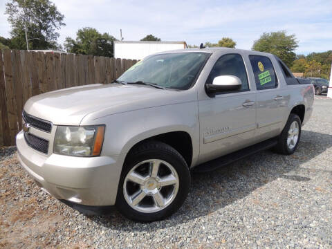 2008 Chevrolet Avalanche for sale at Cars Plus in Fruitland MD