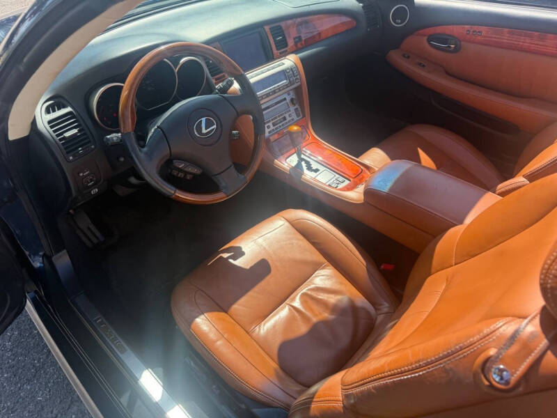 2005 Lexus SC 430