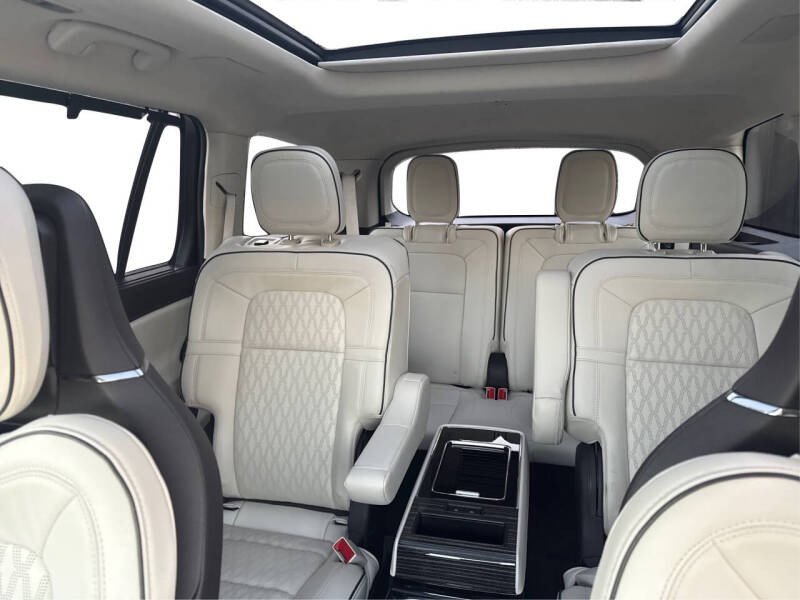 2024 Lincoln Aviator Black Label