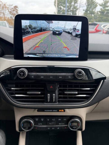 2021 Ford Escape Hybrid SEL