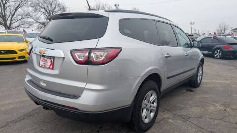 2017 Chevrolet Traverse LS