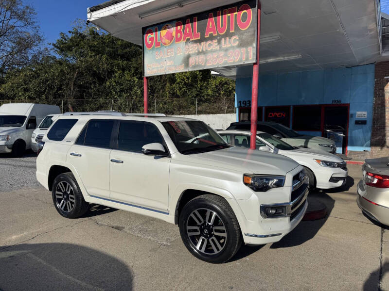 2015 Toyota 4Runner Limited's photo