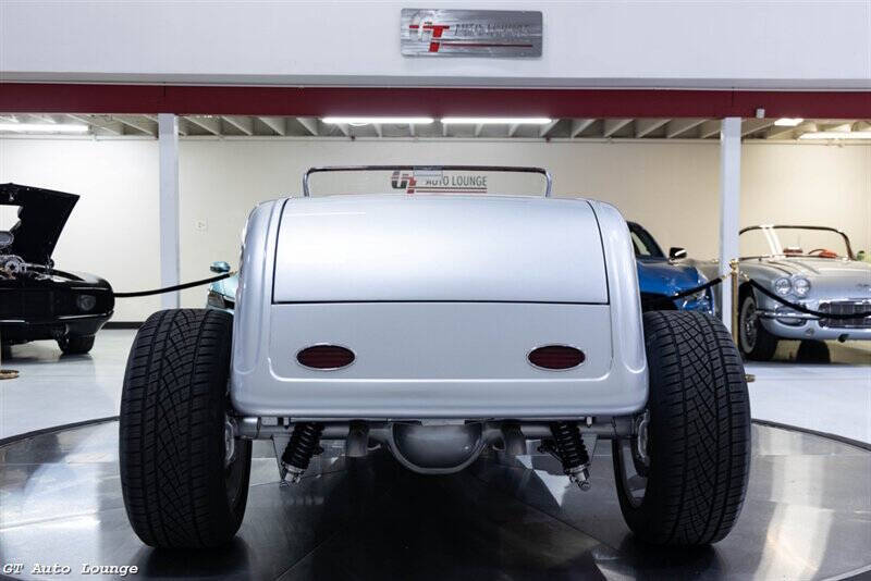 1932 Ford Roadster 5