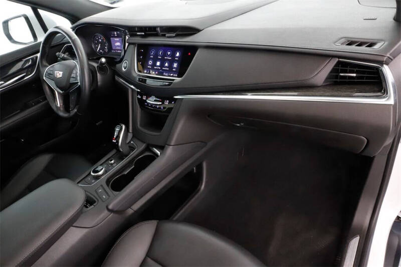 2022 Cadillac XT5 Premium Luxury