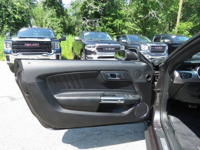 2022 Ford Mustang EcoBoost Premium