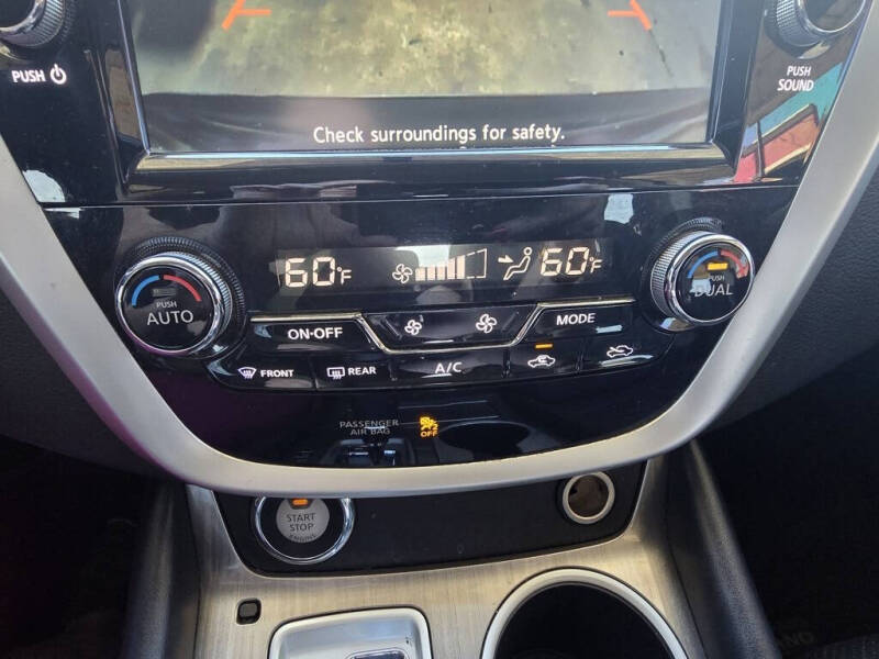 2016 Nissan Murano SV