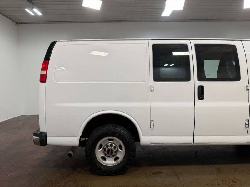 2017 GMC Savana 2500