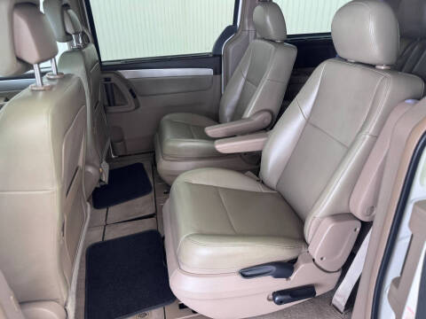 2011 Volkswagen Routan