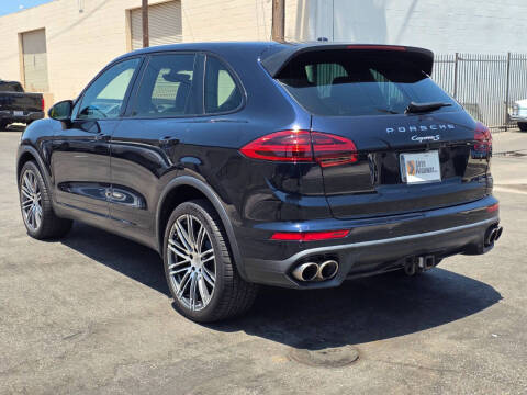 2016 Porsche Cayenne S