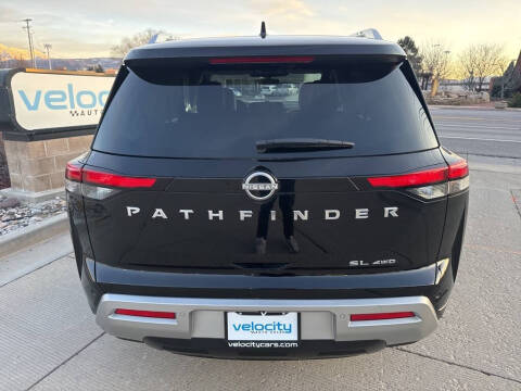 2025 Nissan Pathfinder SL