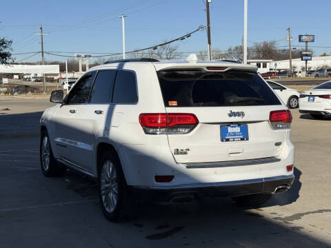 2017 Jeep Grand Cherokee Summit