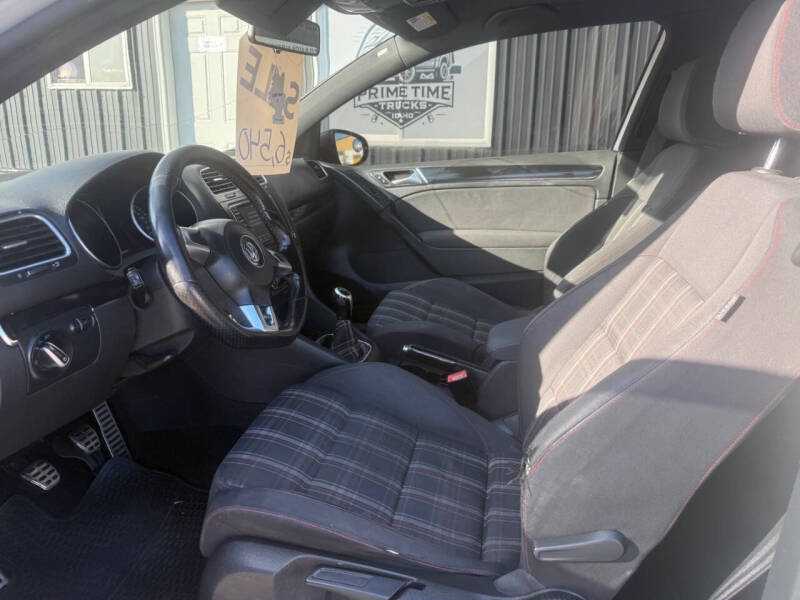 2011 Volkswagen GTI Base PZEV
