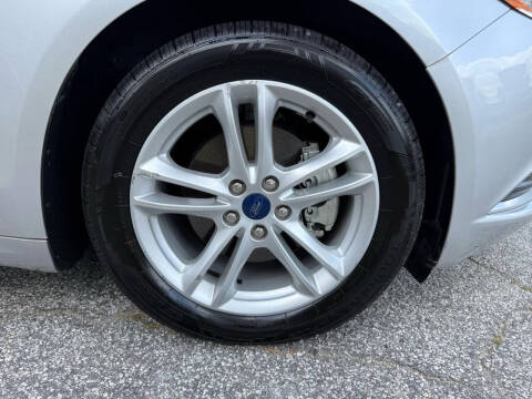 2018 Ford Fusion Hybrid SE