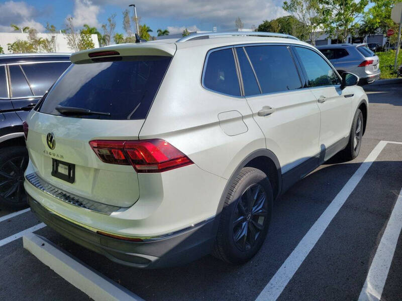 2023 Volkswagen Tiguan SE