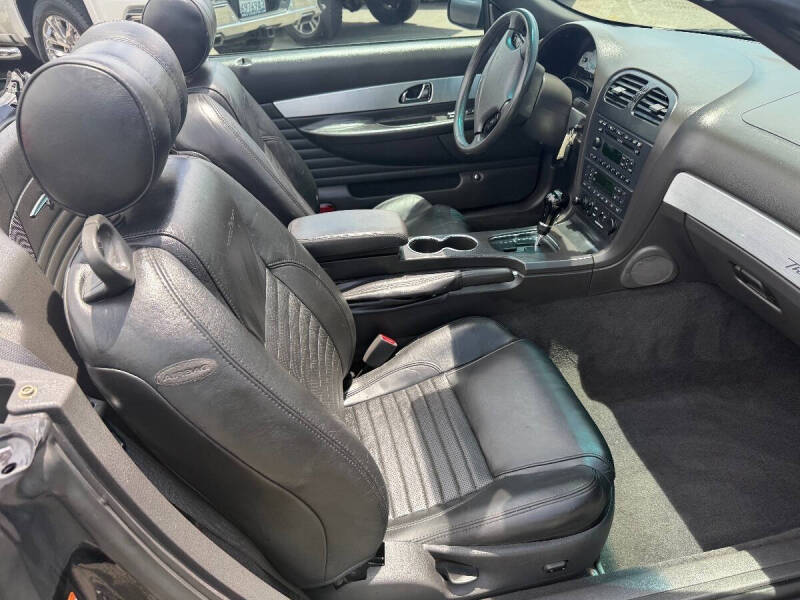 2002 Ford Thunderbird Deluxe
