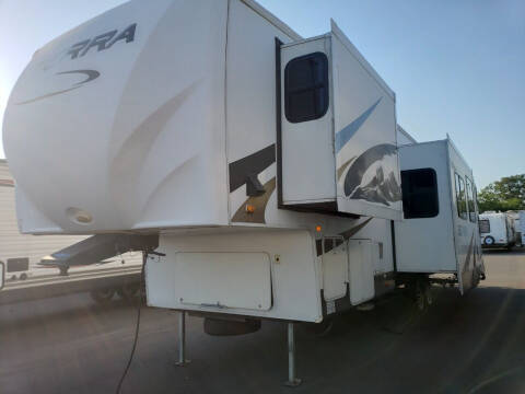 2010 Forest River Sierra 355QBQ